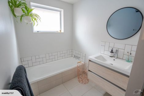 Photo of property in 2/50 Croydon Street, Sydenham, Christchurch, 8023