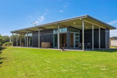 Photo of property in 292 Tai Road, Opunake, 4681