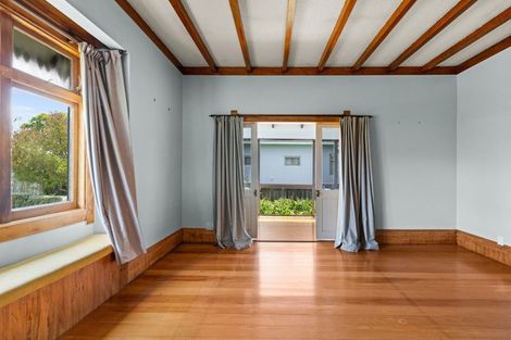 Photo of property in 506 Alexandra Street, Hastings, 4122