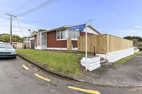 Photo of property in 1/67 Young Street, New Plymouth, 4310