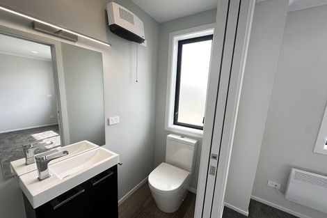 Photo of property in 32 Bee Lane, Whitby, Porirua, 5024