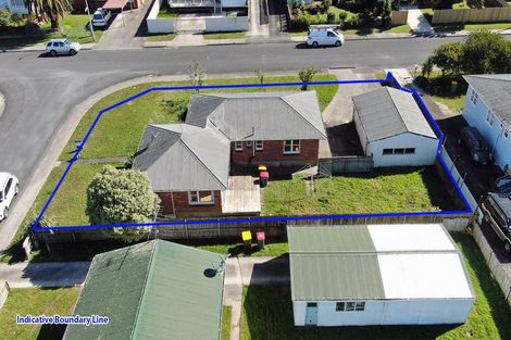 Photo of property in 2 Belgrave Place, Papakura, 2110