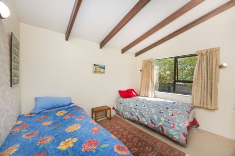 Photo of property in 8 Cousins Avenue East, Foxton Beach, Foxton, 4815