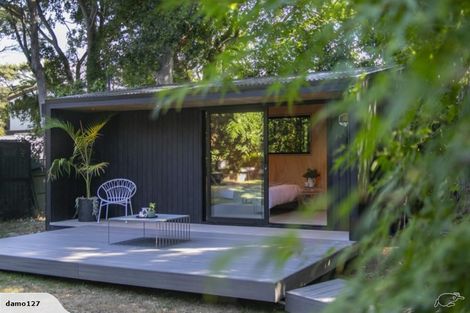 Photo of property in 3 George Avenue, Herald Island, Auckland, 0618