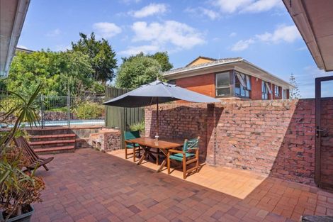 Photo of property in 33 Marriott Road, Pakuranga, Auckland, 2010