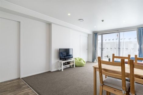 Photo of property in 8/18 Ashley Place, Papamoa Beach, Papamoa, 3118