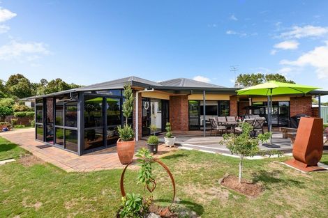 Photo of property in 22 Reynolds Drive, Glenview, Hamilton, 3206