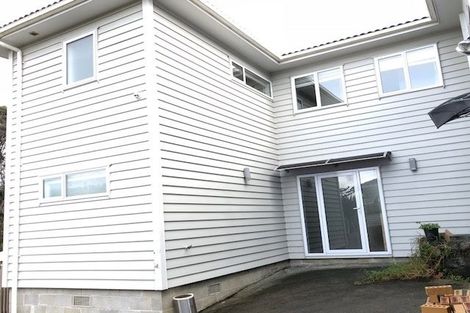 Photo of property in 19 Cheval Drive, Totara Vale, Auckland, 0629