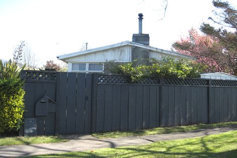 Photo of property in 60 Rangipoia Place, Turangi, 3334