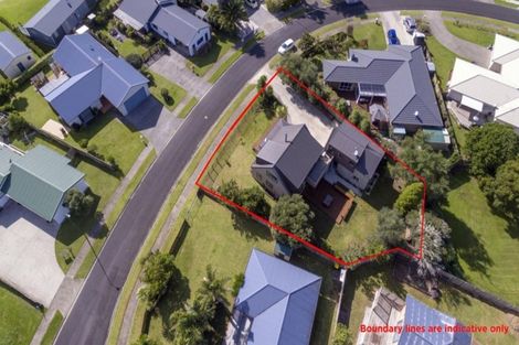 Photo of property in 15 Protea Crescent, Whitianga, 3510