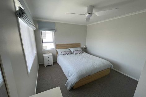Photo of property in 31 Discovery Place, Marfell, New Plymouth, 4310