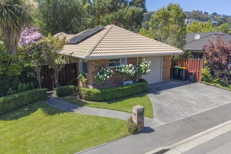 Photo of property in 14 Castle Way, Beckenham, Christchurch, 8023