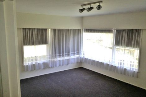 Photo of property in 2/78 Chivalry Road, Glenfield, Auckland, 0629