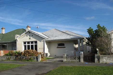Photo of property in 18 Alma Street, Saint Kilda, Dunedin, 9012