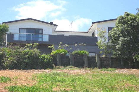 Photo of property in 78 Pemberton Avenue, Bayview, Auckland, 0629