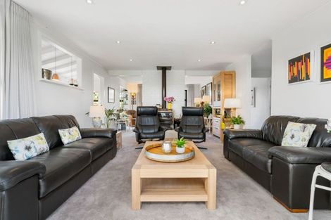 Photo of property in 130 Moana Anu Anu Avenue, Whangamata, 3620