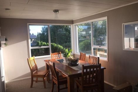 Photo of property in 64 Grace Crescent, Richmond Heights, Taupo, 3330