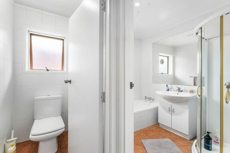 Photo of property in 12 Ashdown Place, Pahurehure, Papakura, 2113