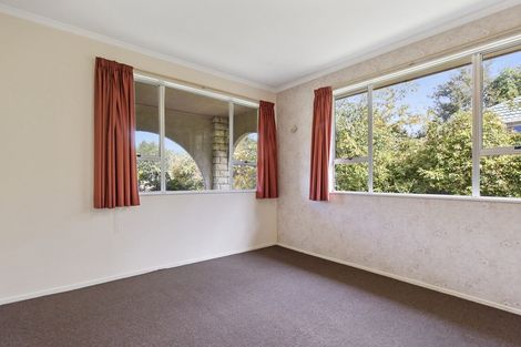 Photo of property in 60 Timaru Road, Waimate, 7924