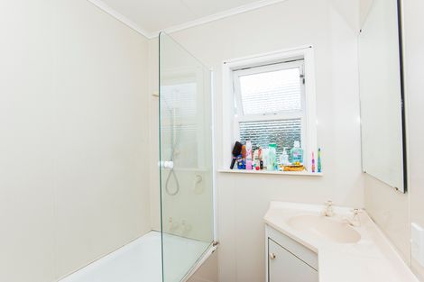 Photo of property in 21 Turenne Street, Inner Kaiti, Gisborne, 4010