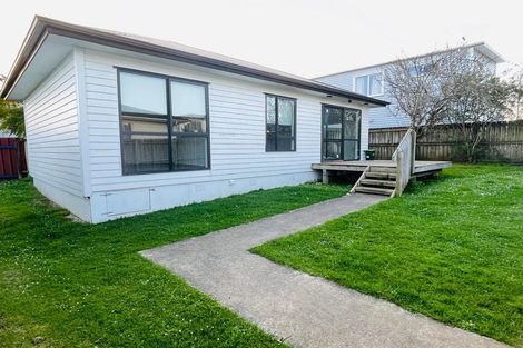 Photo of property in 20 Gambare Place, Wattle Downs, Auckland, 2103