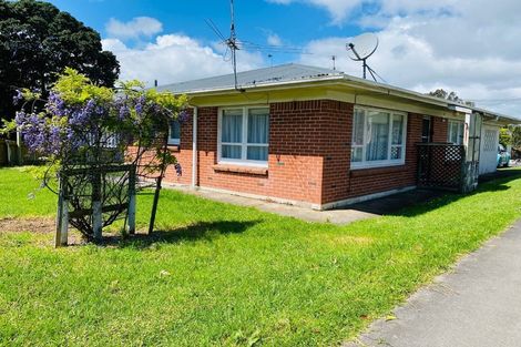Photo of property in 9a Kirton Crescent, Manurewa, Auckland, 2102