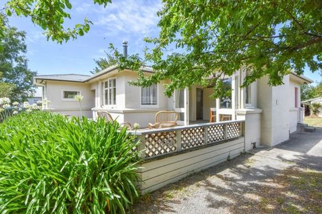 Photo of property in 22 Moreton Road, Carterton, 5713