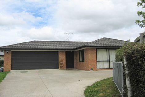 Photo of property in 23 Ranch Place, Pukekohe, 2120