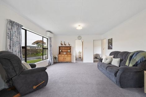 Photo of property in 4 Bethel Court, Milson, Palmerston North, 4414