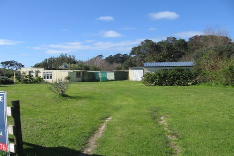 Photo of property in 60 Mahanga Road, Pataua South, Onerahi, 0192