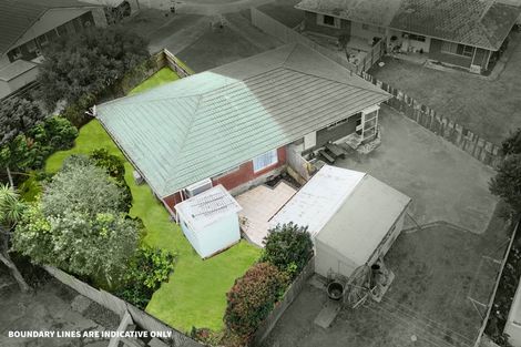 Photo of property in 2/36 Blacklock Avenue, Henderson, Auckland, 0612
