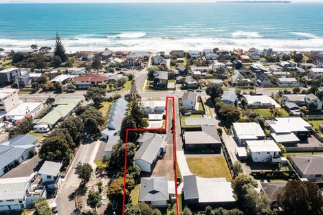 Photo of property in 1116 Papamoa Beach Road, Papamoa Beach, Papamoa, 3118