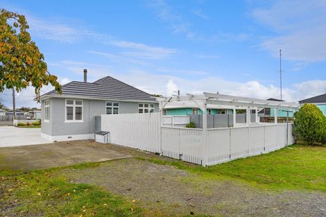 Photo of property in 382 High Street South, Carterton, 5713