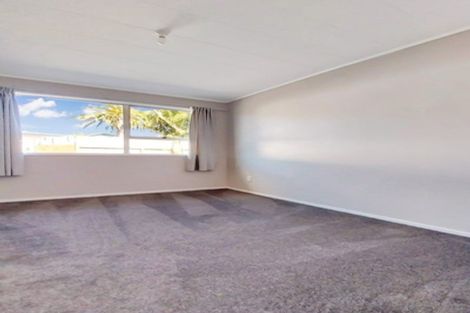 Photo of property in 18 Solar Road, Glen Eden, Auckland, 0602