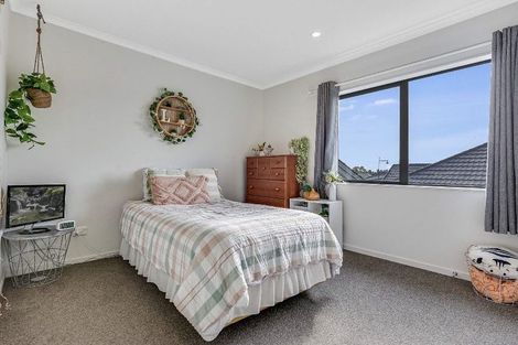 Photo of property in 8 Kaaka Street, Cambridge, 3434