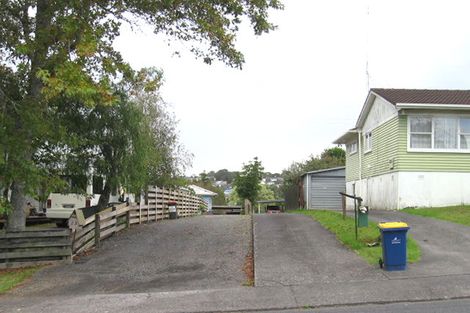 Photo of property in 23 Vina Place, Massey, Auckland, 0614