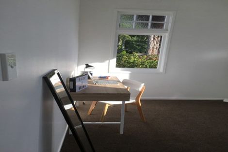 Photo of property in 34 Manson Street, Terrace End, Palmerston North, 4410