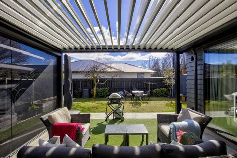 Photo of property in 11 Red Cottage Drive, Lake Hayes, Queenstown, 9304
