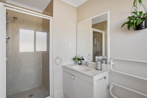 Photo of property in 9 Cottesmore Place, Huntington Park, Auckland, 2013