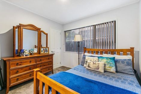 Photo of property in 7 Zenith Place, Conifer Grove, Takanini, 2112