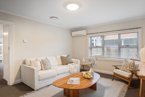 Photo of property in 17 Ensors Road, Opawa, Christchurch, 8023