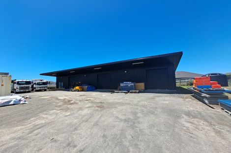 Photo of property in 104 Tara Road, Papamoa Beach, Papamoa, 3187