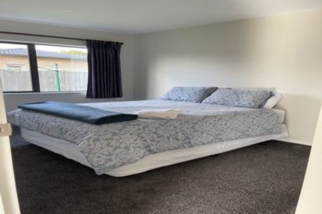 Photo of property in 12 Han Court, Glen Eden, Auckland, 0602