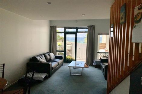 Photo of property in 8/231 Marine Parade, Seatoun, Wellington, 6022