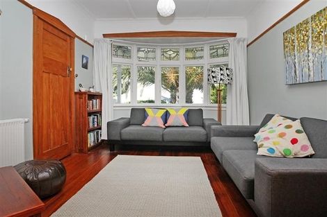 Photo of property in 16 Akatea Street, Berhampore, Wellington, 6023