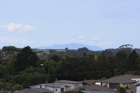 Photo of property in 10 Kuaka Crescent, Mangawhai, 0505