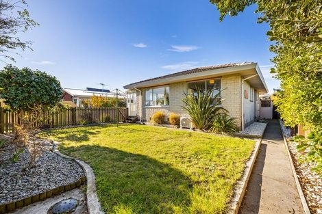 Photo of property in 1/117 Estuary Road, South New Brighton, Christchurch, 8062