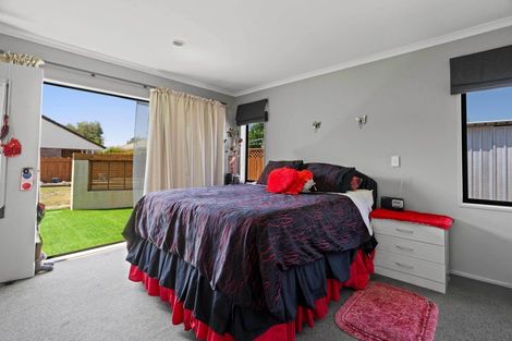 Photo of property in 3 Kentia Avenue, Mount Maunganui, 3116