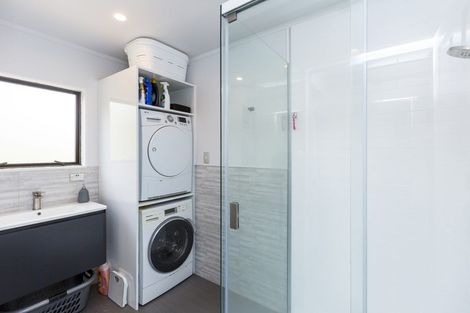 Photo of property in 107 Avro Road, Blue Mountains, Upper Hutt, 5371