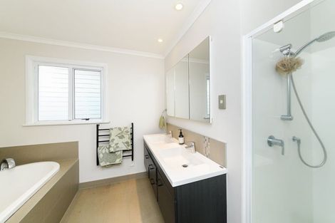 Photo of property in 4 Miles Place, Awapuni, Palmerston North, 4412